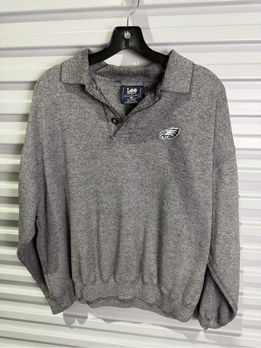 Philadelphia eagles Lee Men’s Gray V-Neck Pullover Sweater L